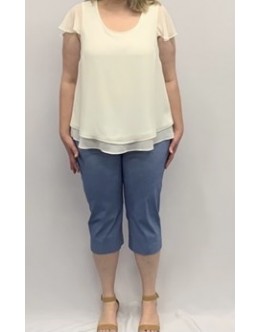 Room To Move 1781 -Denim blue Grace Bengaline pull on 3/4 pant with side splits.